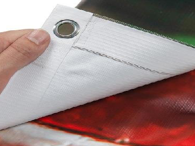 洱源喷绘和刀刮布的工艺区别。