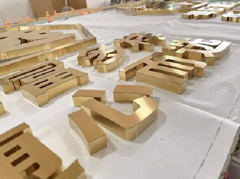 洱源拉丝不锈钢字的特点。